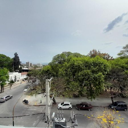 Departamento Centrico Plaza Alvarado Con Cochera Salta Eksteriør bilde