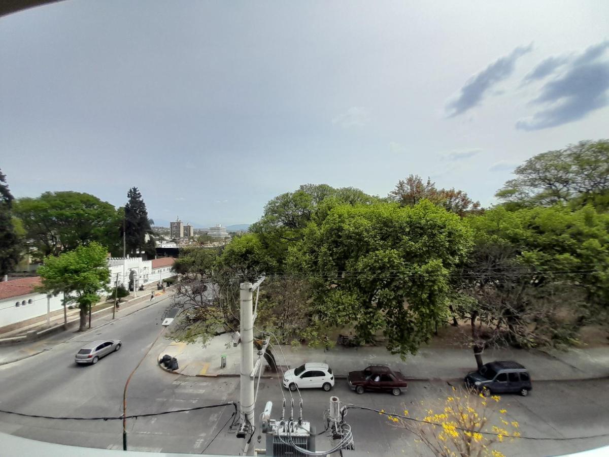 Departamento Centrico Plaza Alvarado Con Cochera Salta Eksteriør bilde