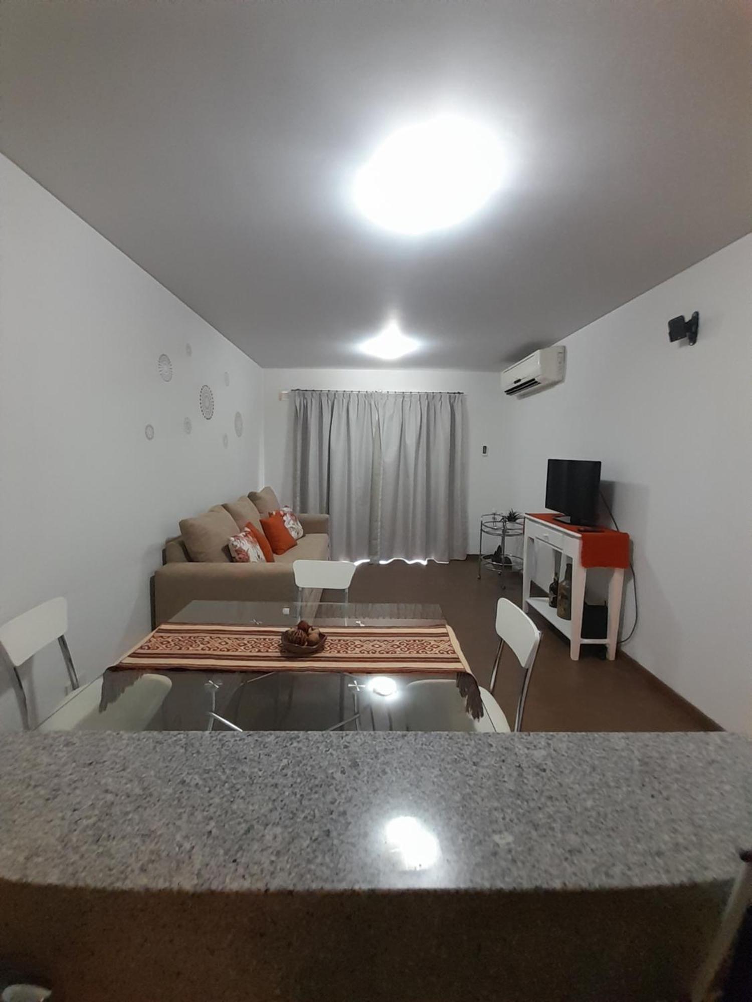 Departamento Centrico Plaza Alvarado Con Cochera Salta Eksteriør bilde